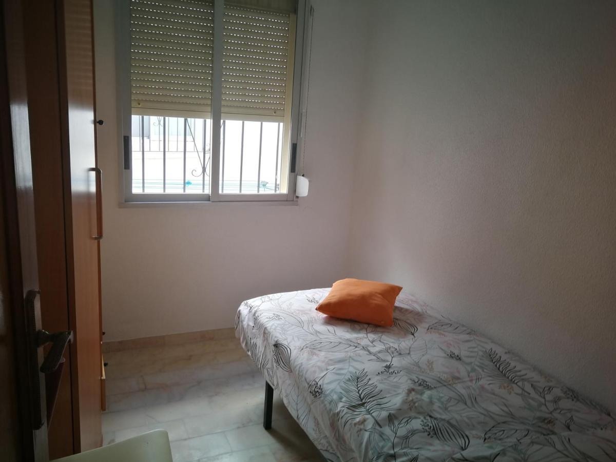 Habitacion Piso Compartido Alquiler Por Temporada No Turistico Бенидорм Экстерьер фото