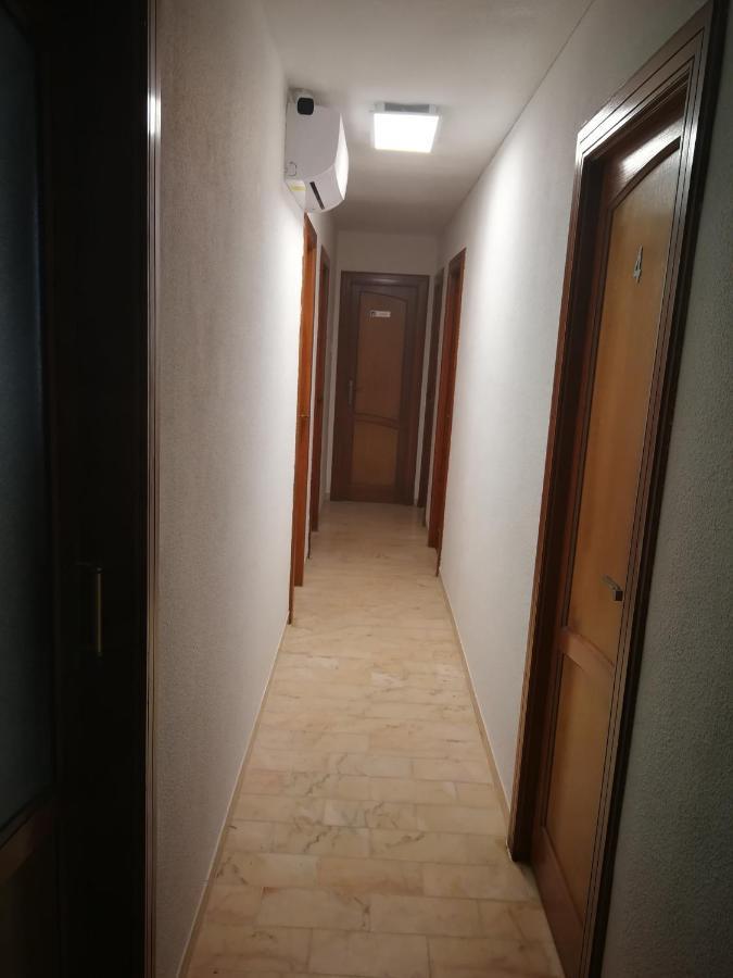 Habitacion Piso Compartido Alquiler Por Temporada No Turistico Бенидорм Экстерьер фото